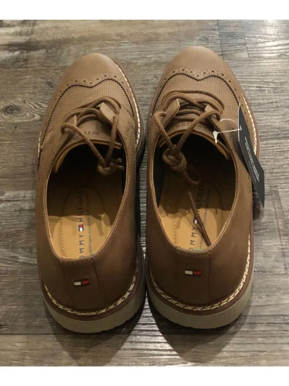 Tommy Hilfiger Hinede Wingtip Derby Shoes Mens Size 8 Brown New with Tags